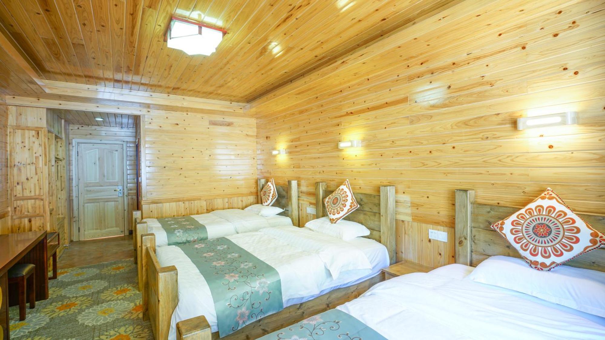 Jiuzhaigou Leisure Inn Exterior photo